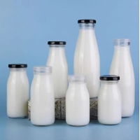 ขวดแก้ว ฝาเกลียวล็อคสีดำ ขวดสำหรับใส่เครื่องดื่ม หนา 3 mm ขนาด 200/250/300 ml 
