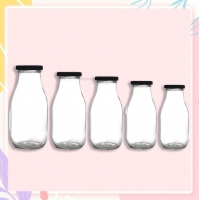 ขวดแก้ว ฝาเกลียวล็อคสีดำ ขวดสำหรับใส่นม น้ำผลไม้ น้ำเปล่า ชานม หนา 3 mm 200/300/500 ml 